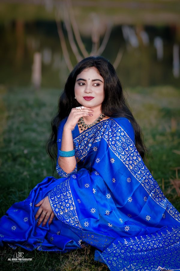 জাপানি সিল্ক নীল (Japani Silk Blue)